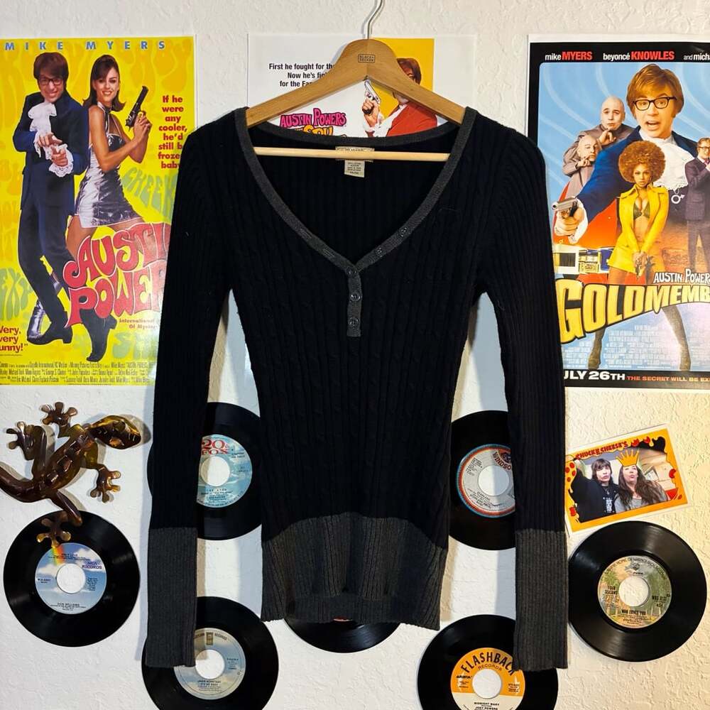 Arizona Jean Co Babydoll Henley Sweater Size M Black Ribbed Cotton Long Sleeve T